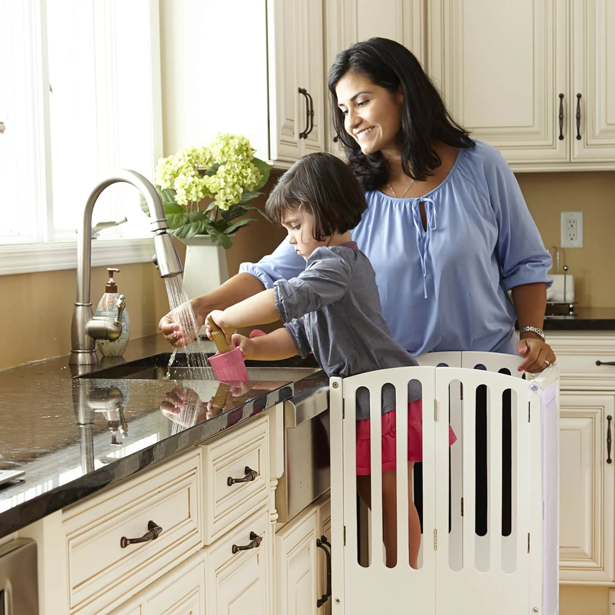 Guidecraft Contemporary Kitchen Helper® Toddler Tower*Kids Kitchen Helper|Toddler Tower