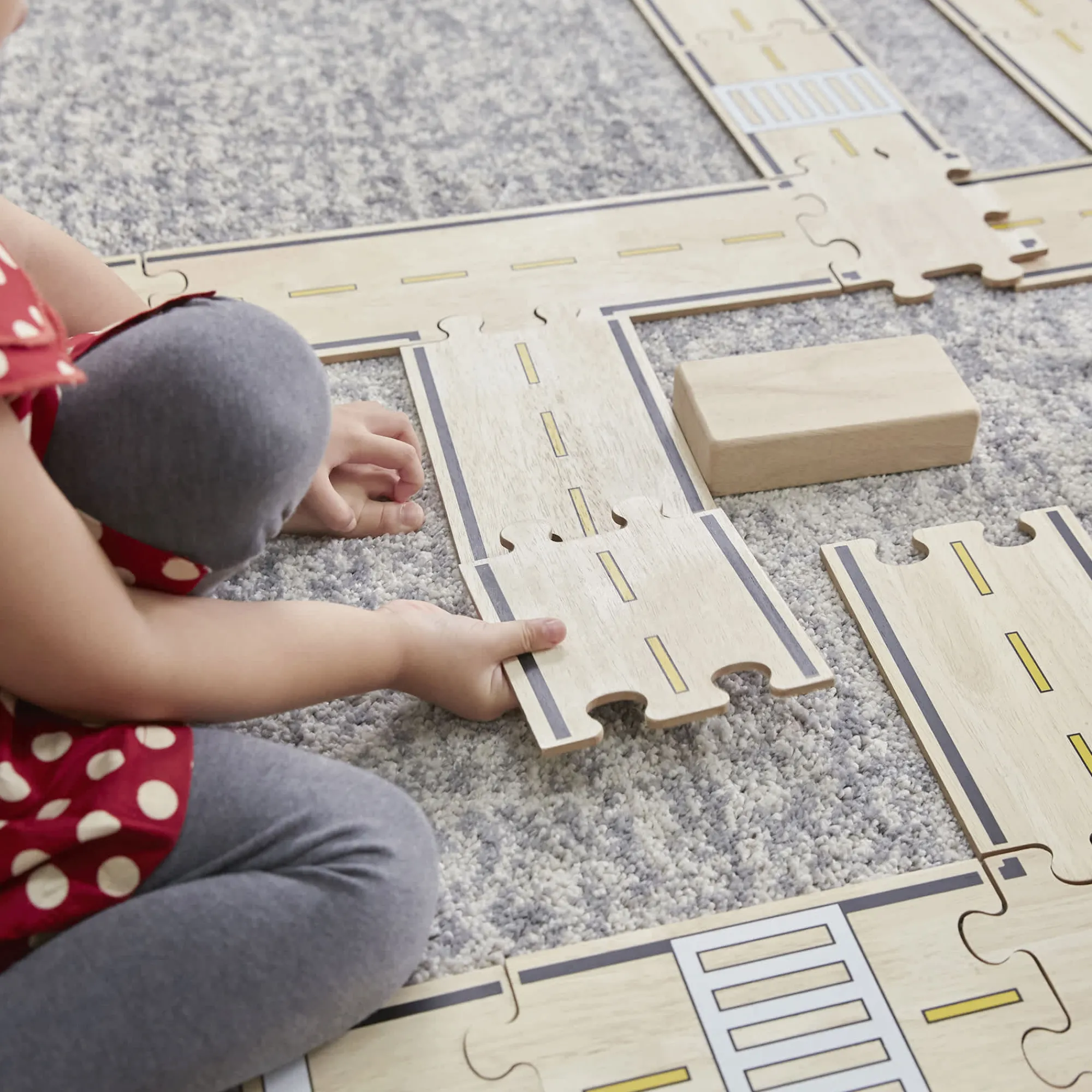 Guidecraft Double-Sided Roadway System - 42 pc. set* Block Play|Wooden Toys