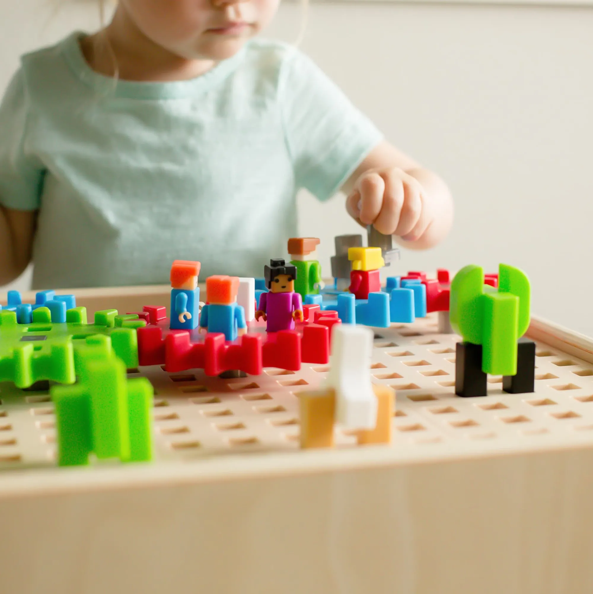 Guidecraft IO Blocks® STEM Table* Stem Toys