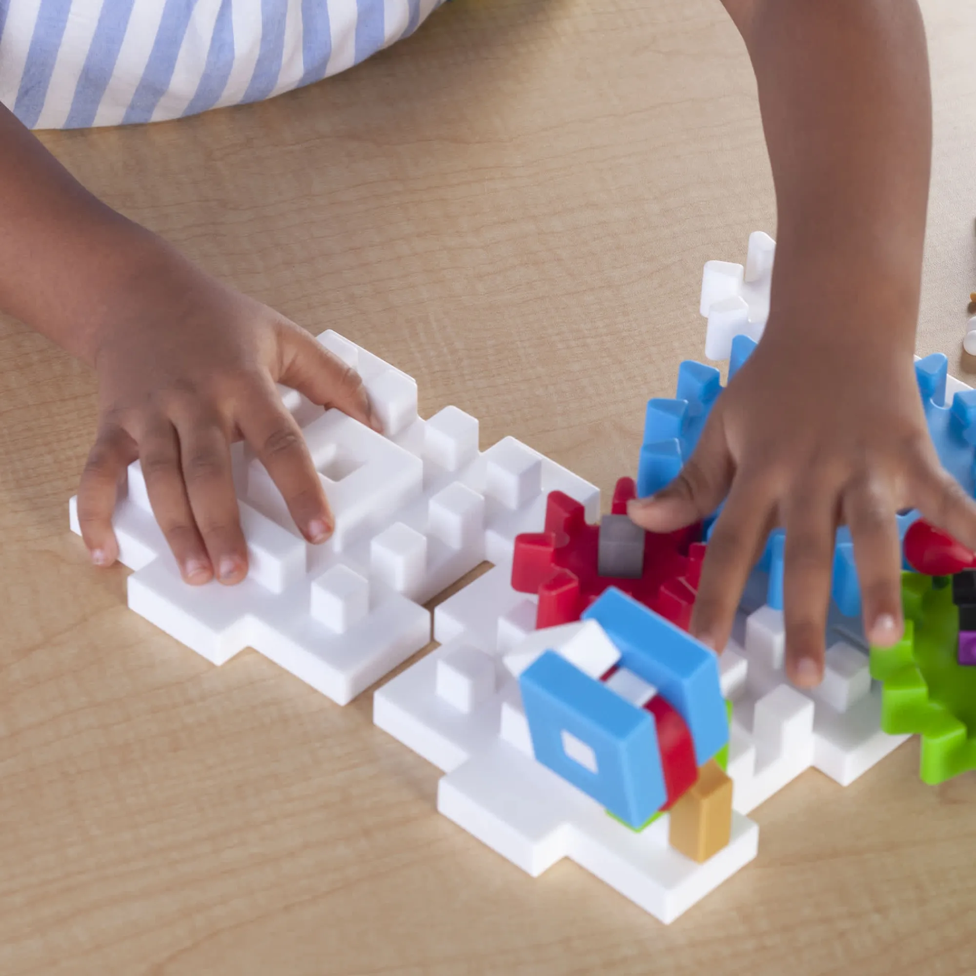Guidecraft IO Blocks® Tabletop System* Stem Toys