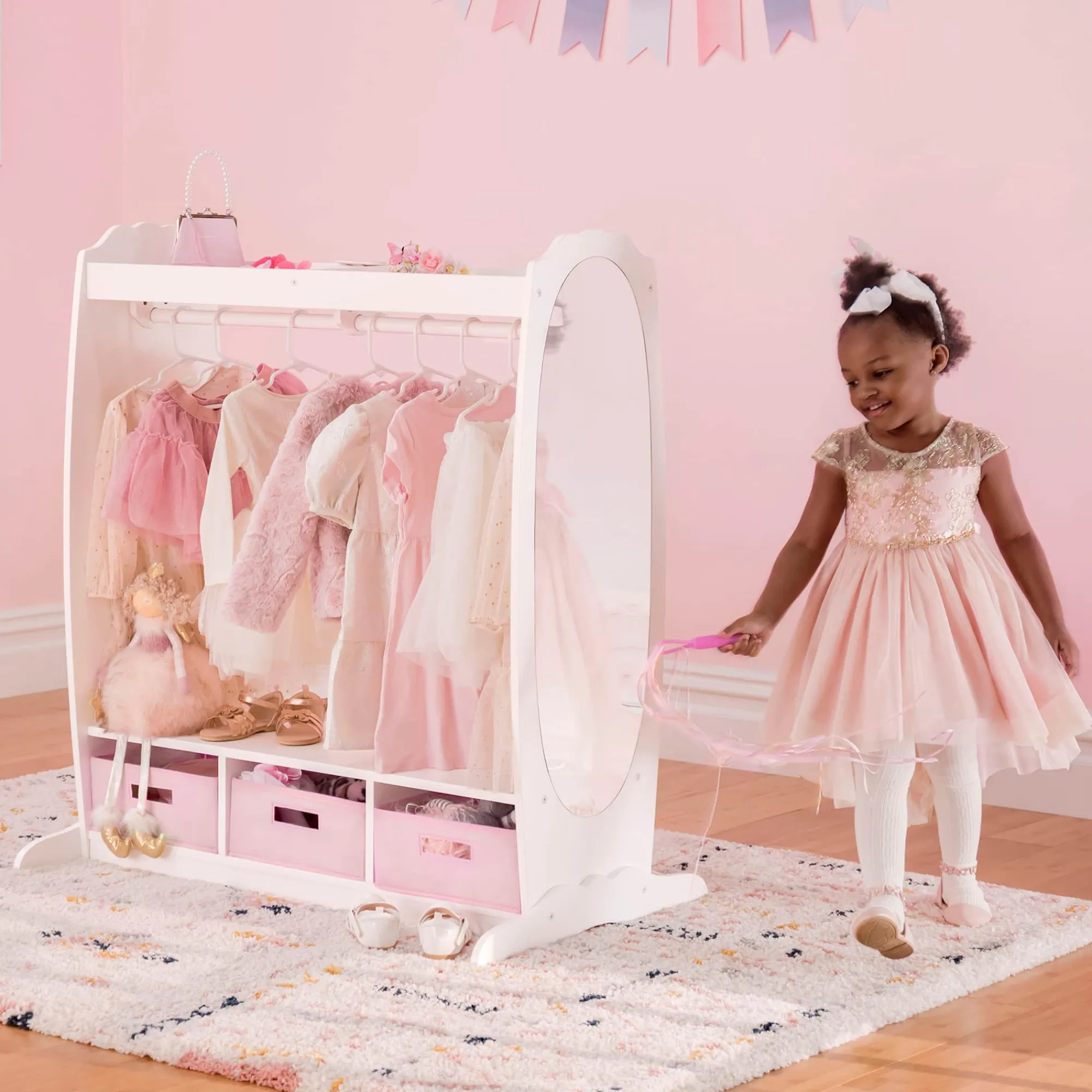 Guidecraft Kids' Dress Up Storage*Kids Pretend Play