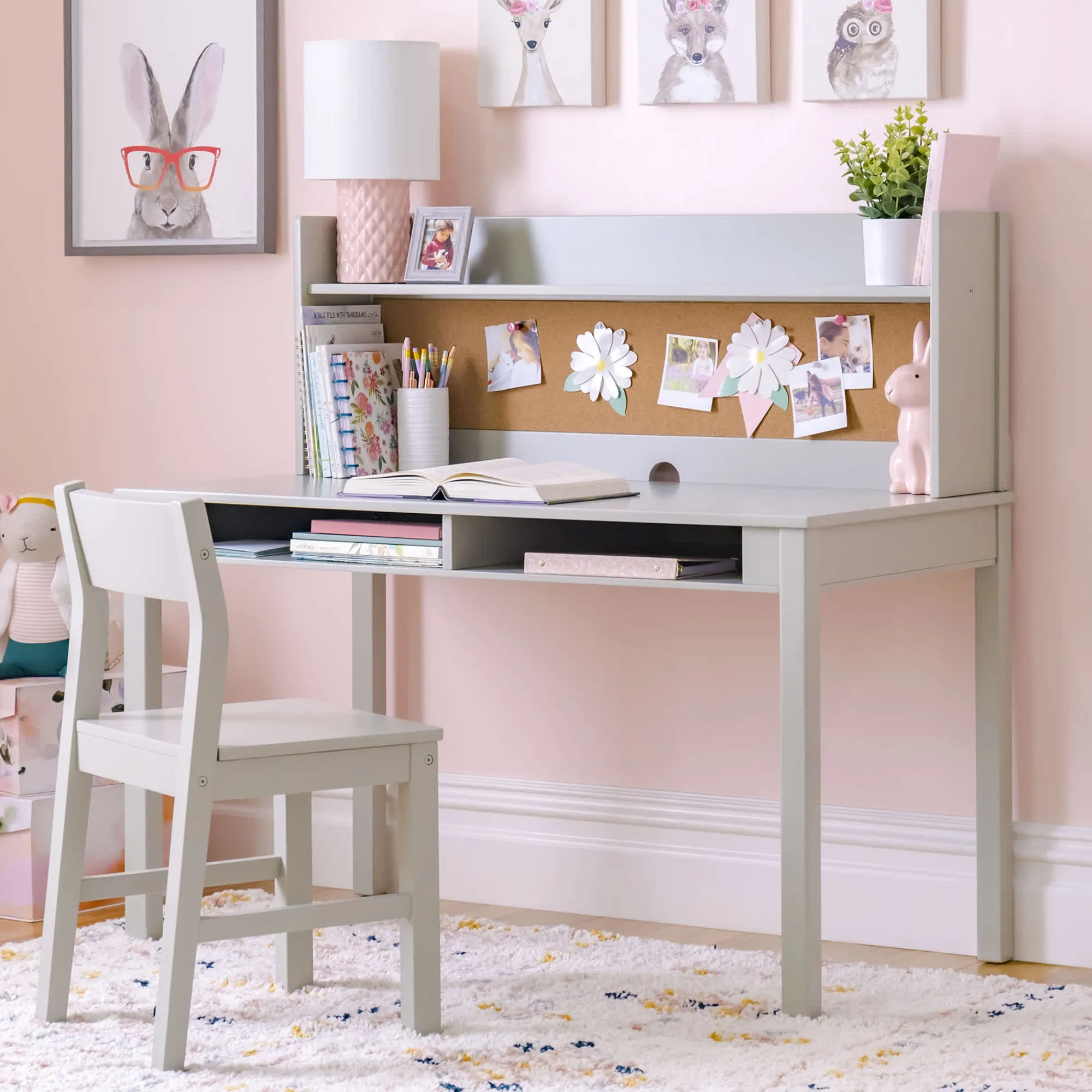 Guidecraft Martha Stewart Kids' Desk with Hutch and Chair*Kids Martha Stewart Kids' Furniture|Kids' Desks, Tables And Chairs