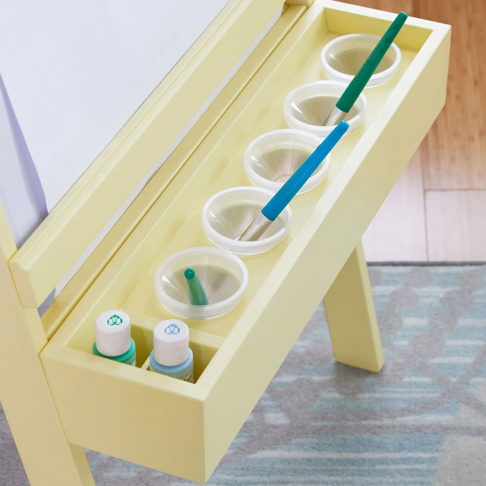 Guidecraft Martha Stewart Kids' Easel*Kids Martha Stewart Kids' Furniture|Art Storage And Crafting Equipment