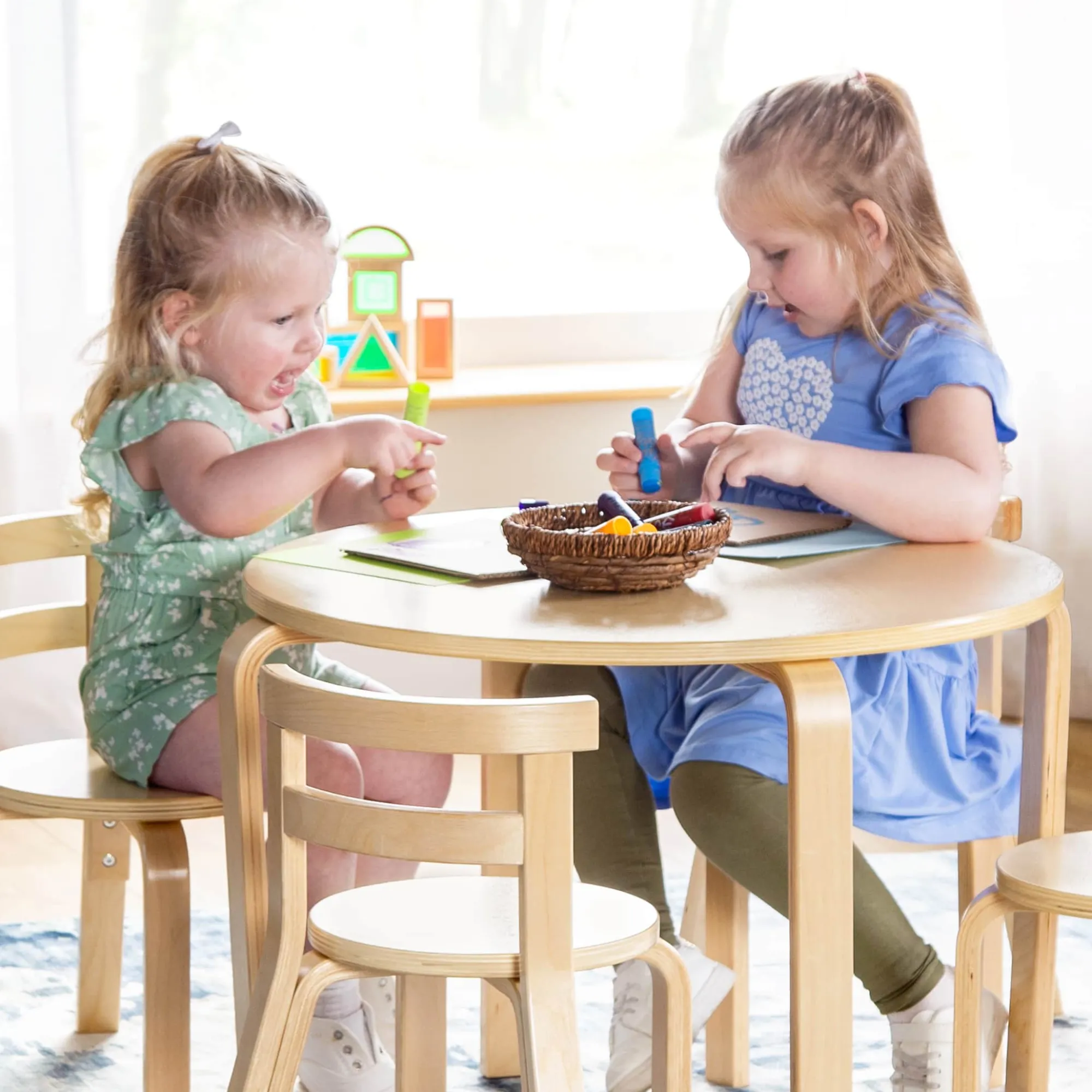 Guidecraft Nordic Table and 4 Chairs Set*Kids Kids' Desks, Tables And Chairs