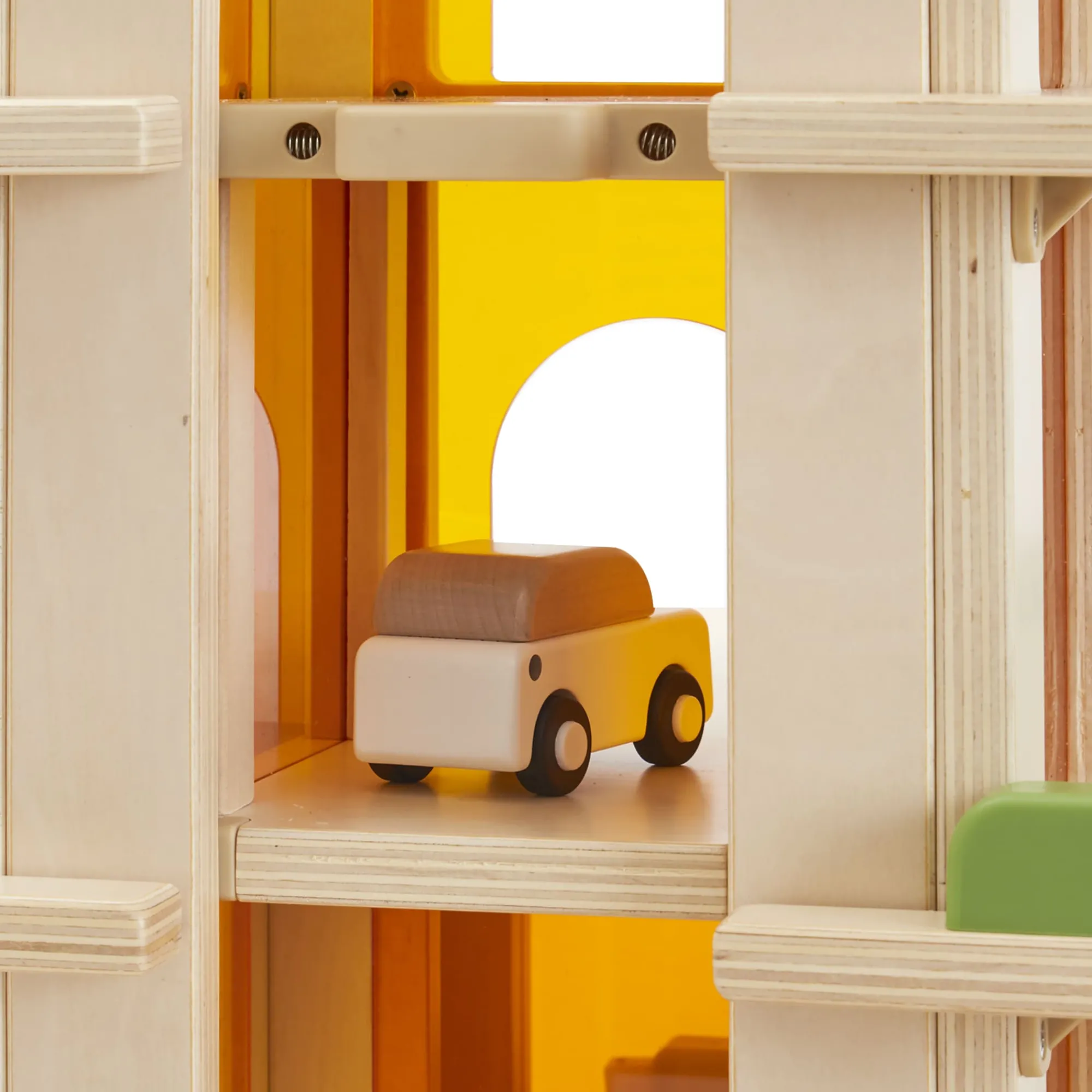 Guidecraft Parking Garage with Elevator* Pretend Play Toys