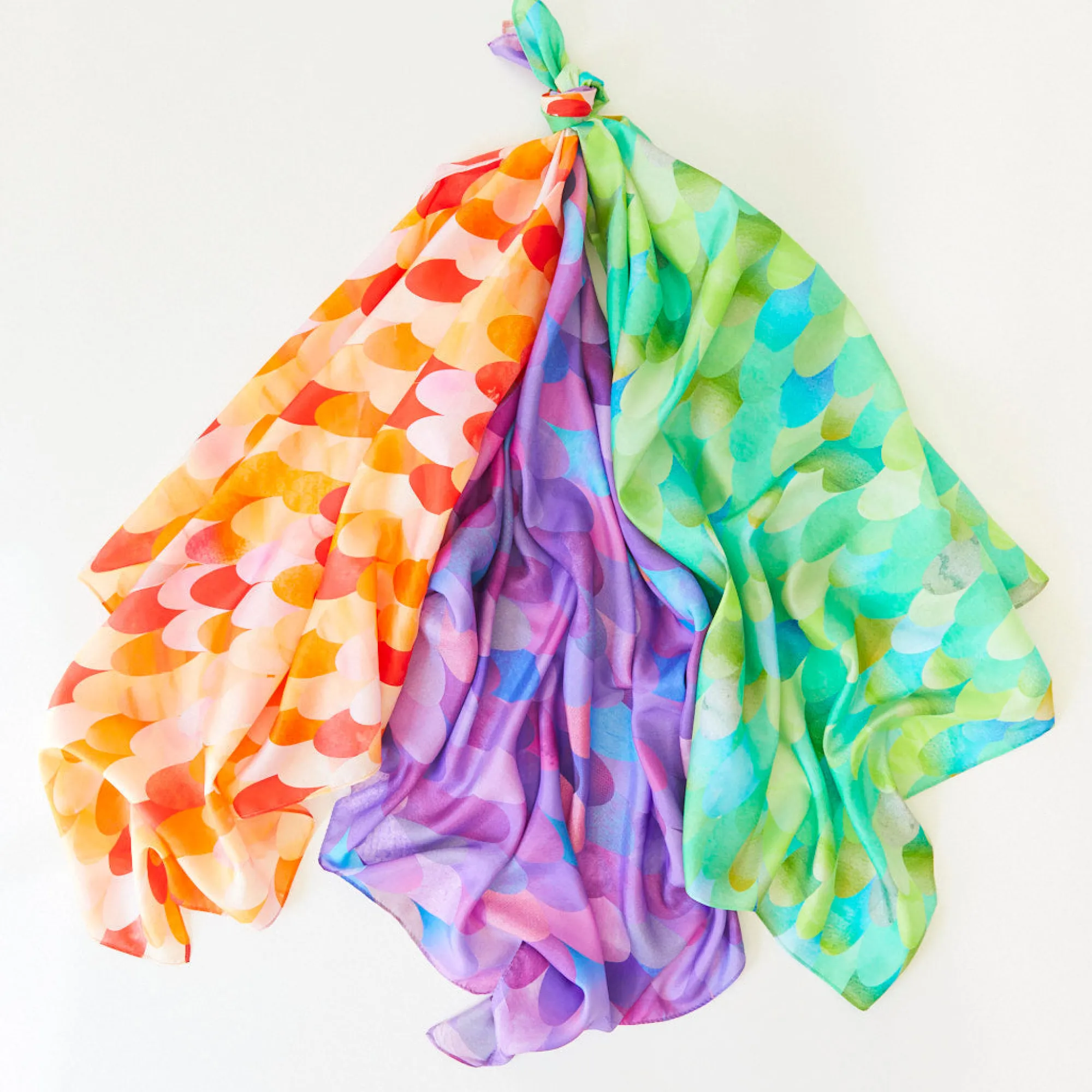 Guidecraft Sarah's Silks Dinosaur Playsilk*Kids Sensory Toys|Sensory Play