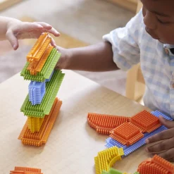 Guidecraft Snap and Stack Thistle Blocks Set - 220 pieces* Building Toys