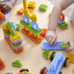 Guidecraft Snap and Stack Thistle Blocks Set - 220 pieces* Building Toys