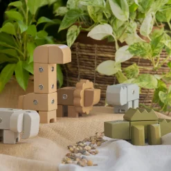 Guidecraft Snap Block Animals - 33 pc. set* Block Play|Wooden Toys