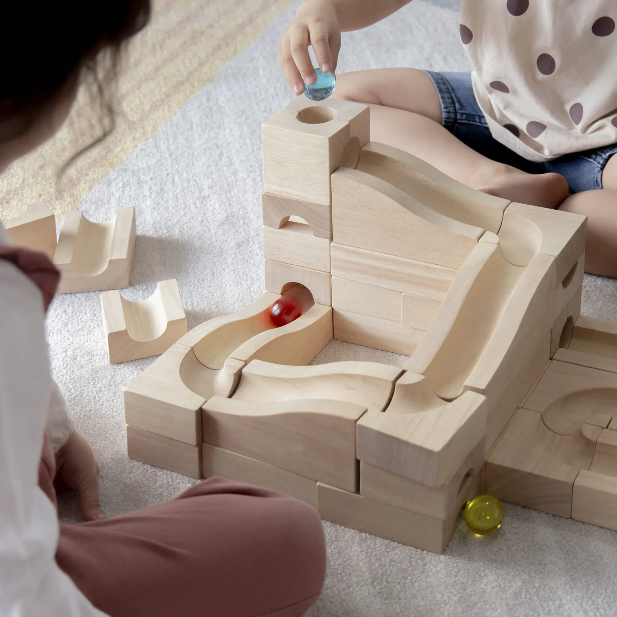 Guidecraft Unit Block Marble Run - 40 pc. set* Block Play|Wooden Toys