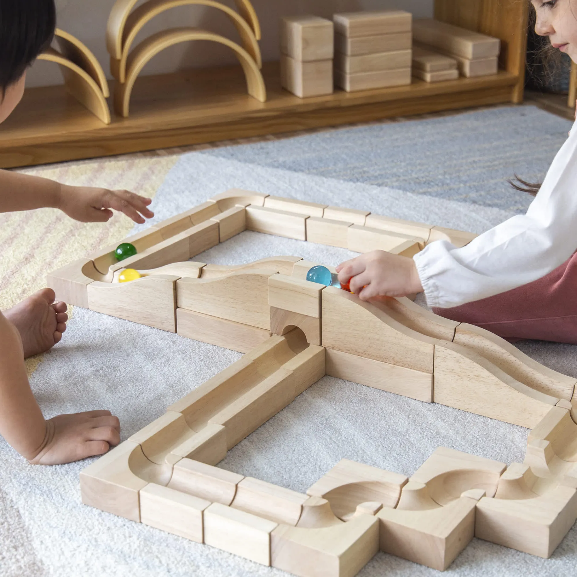 Guidecraft Unit Block Marble Run - 40 pc. set* Block Play|Wooden Toys