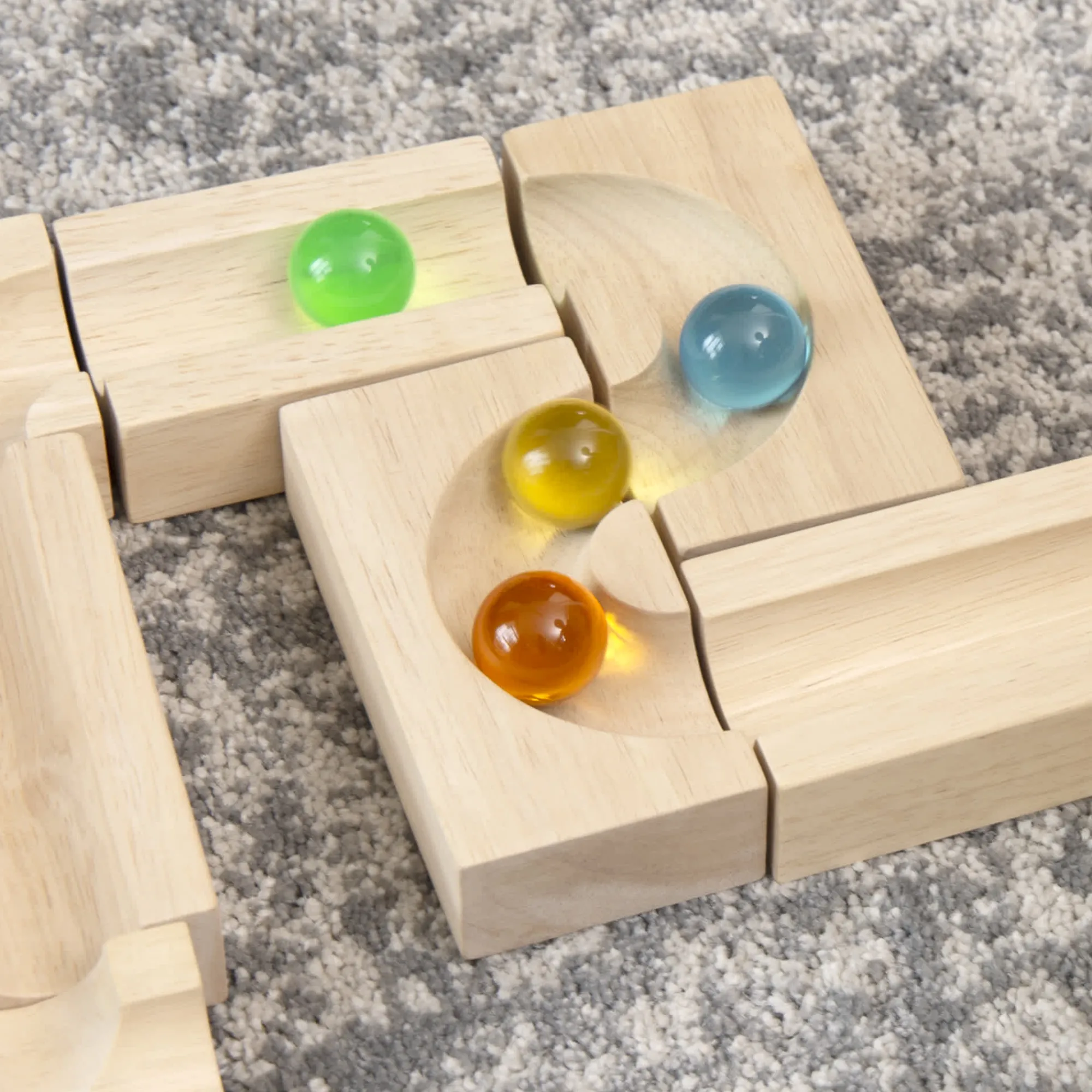 Guidecraft Unit Block Marble Run - 40 pc. set* Block Play|Wooden Toys