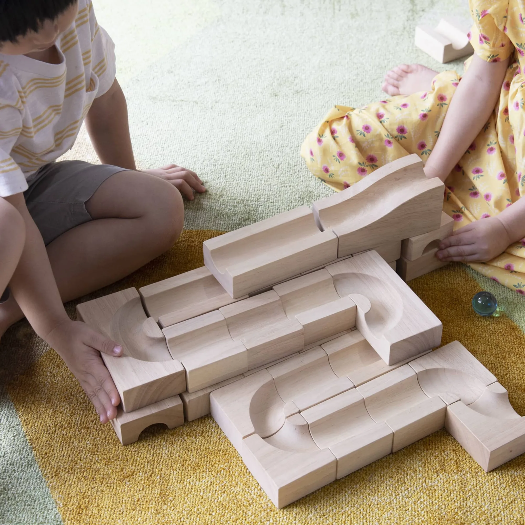 Guidecraft Unit Block Marble Run - 40 pc. set* Block Play|Wooden Toys