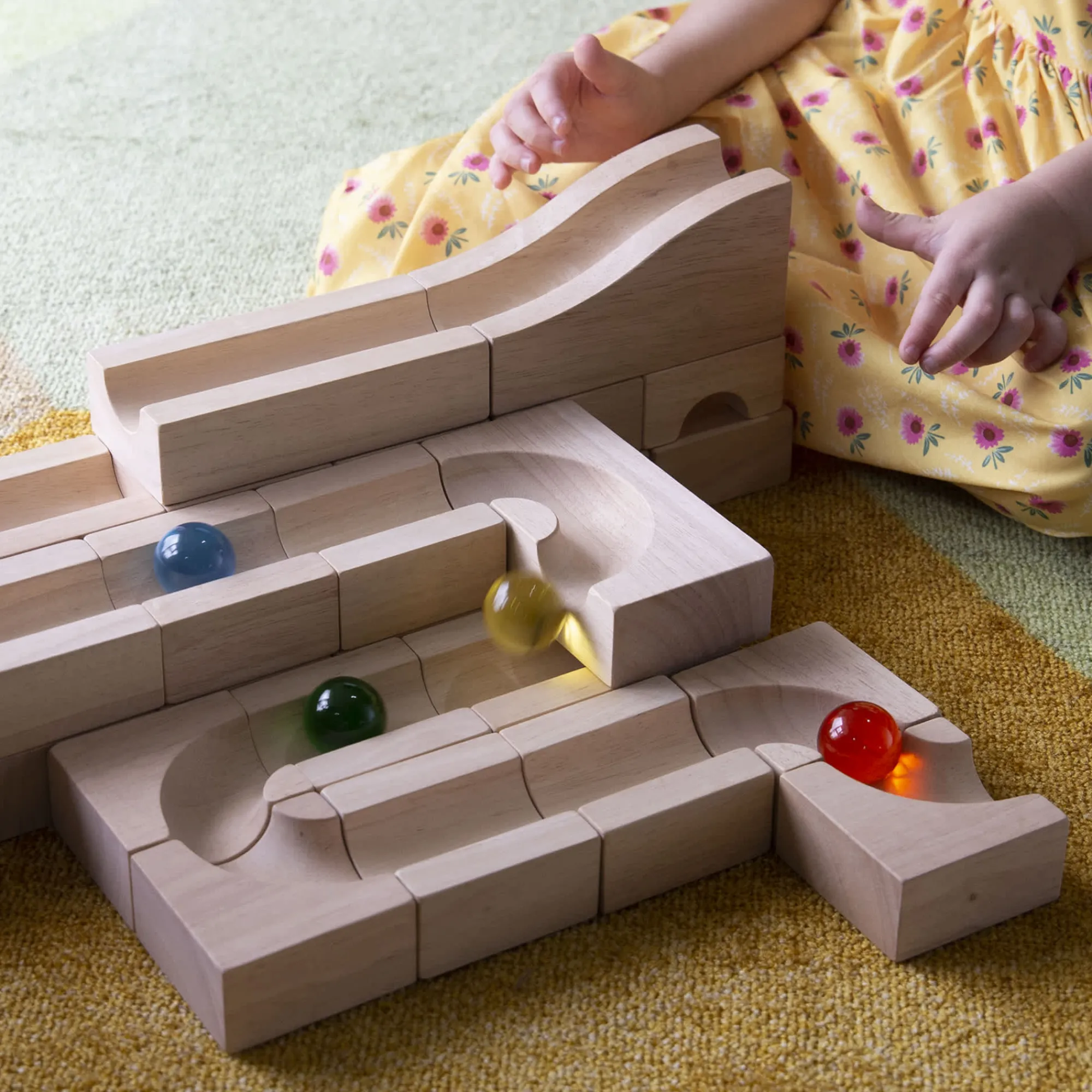 Guidecraft Unit Block Marble Run - 40 pc. set* Block Play|Wooden Toys