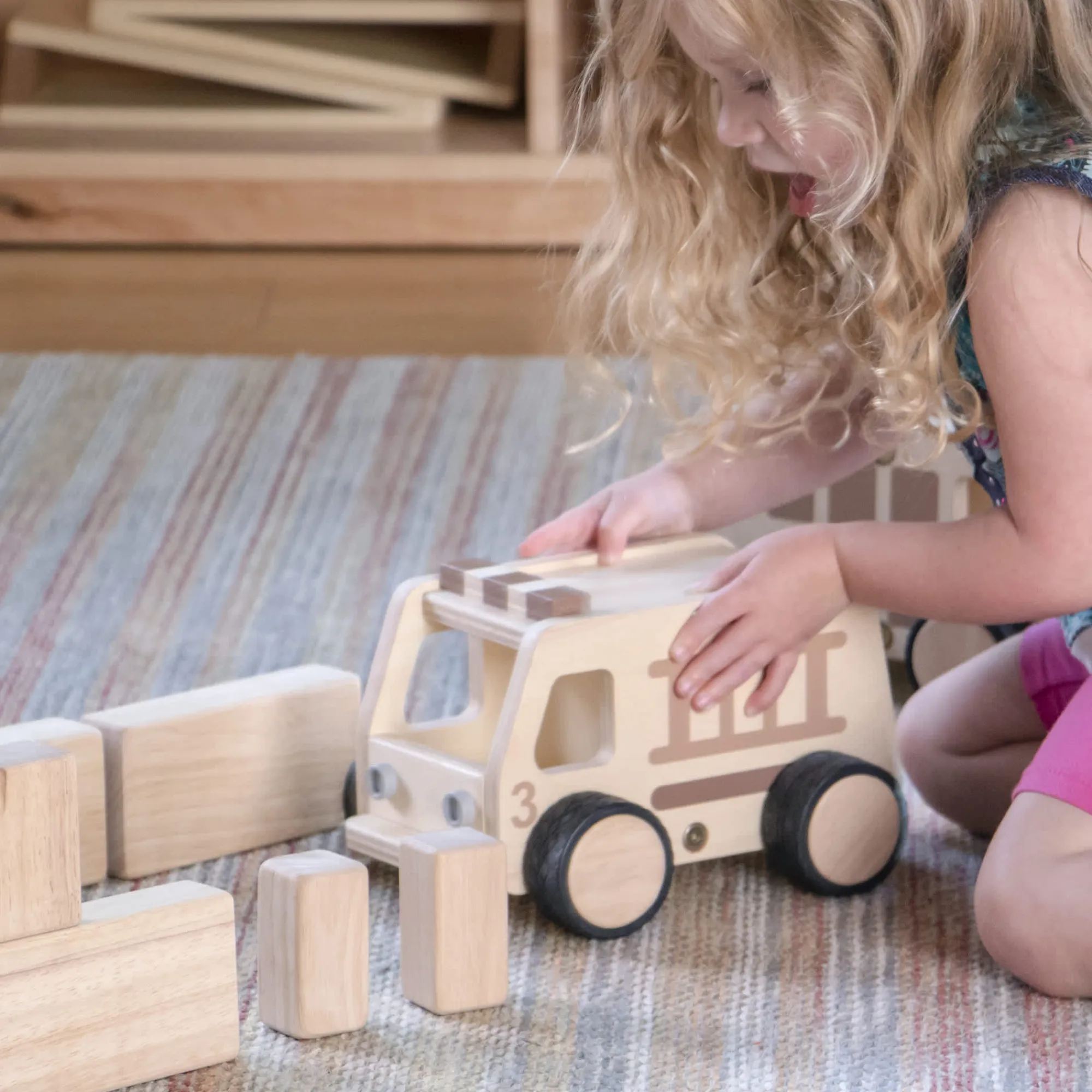 Guidecraft Wooden Fire Truck* Block Play|Toy Vehicles