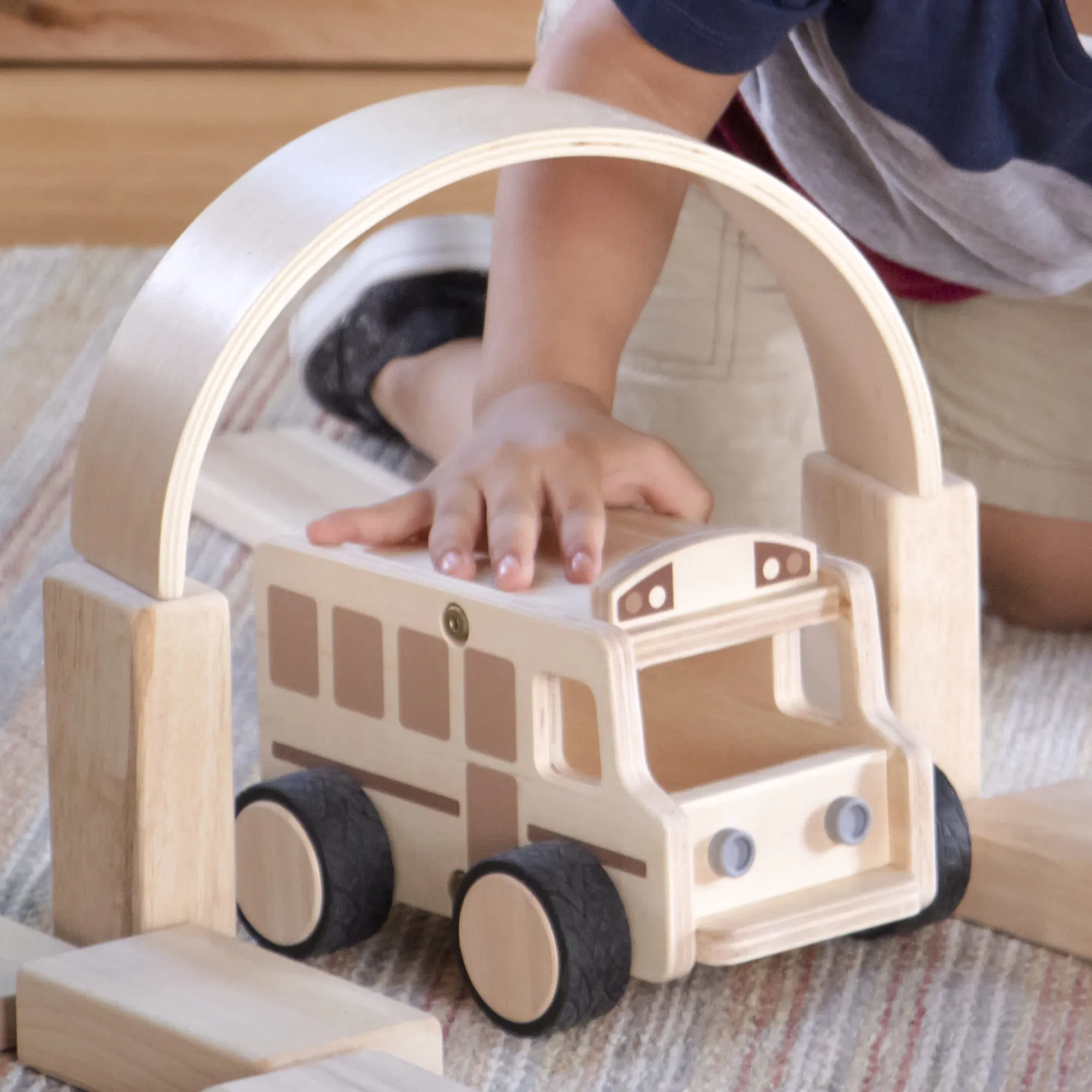 Guidecraft Wooden School Bus* Block Play|Toy Vehicles